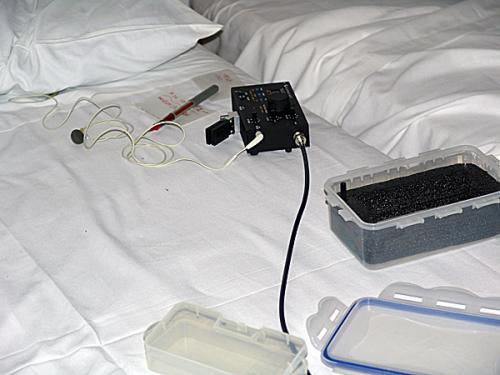 ΤΟ ΟΝΕΙΡΟ ΚΑΘΕ QRPer, CW ΑΠΟ ΤΟ ΚΡΕΒΑΤΙ ΤΟΥ ΞΕΝΟΔΟΧΕΙΟΥ.